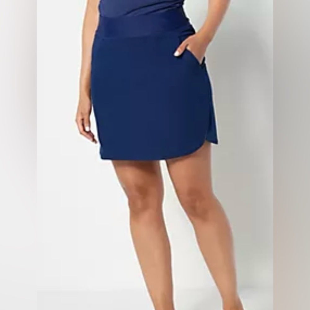 Lands’ End Navy Skort